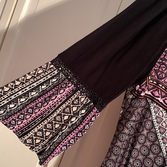 Cato Purple & Black 3/4 Sleeve Tie Front Boho Blouse EUC - Picture 3 of 10